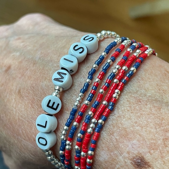 Set of 3 Georgia Bulldogs gameday stack miyuki delicas seed bead bracelets - Picture 14 of 15